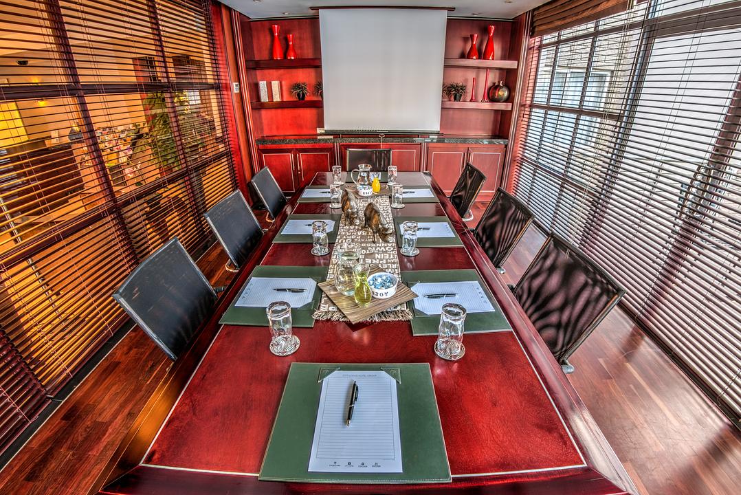 Boardrooms and Meetings